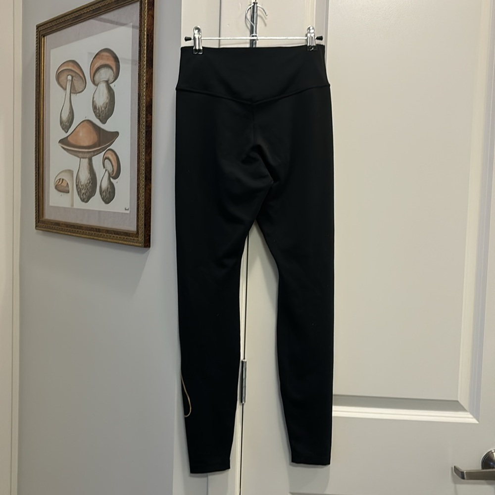 Nike black leggings gold glitter just do it 7/8 length - Picture 3 of 7